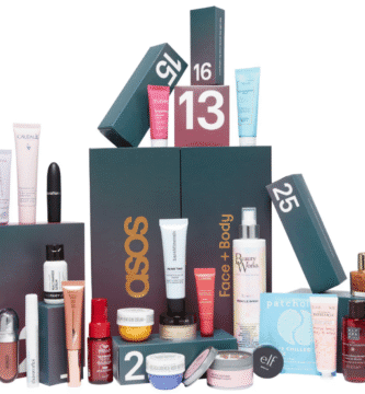 La caja y los productos del Calendario de adviento ASOS 2025