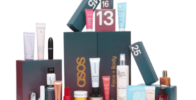 La caja y los productos del Calendario de adviento ASOS 2025