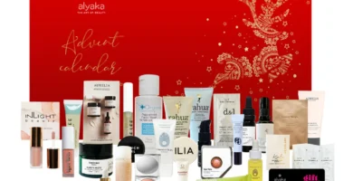 La caja y los productos del Calendario de adviento Alyaka 2025