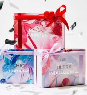Las tres cajas navideñas Cult Beauty 2024