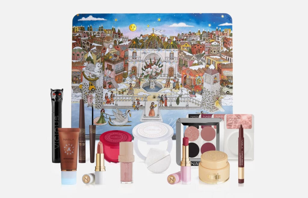 La caja metálica y los productos del Calendario de adviento Nabla 2025