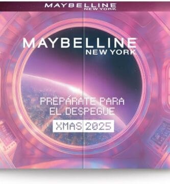 El frontal de la caja del Calendario de Adviento Maybelline New York 2025 de 12 días