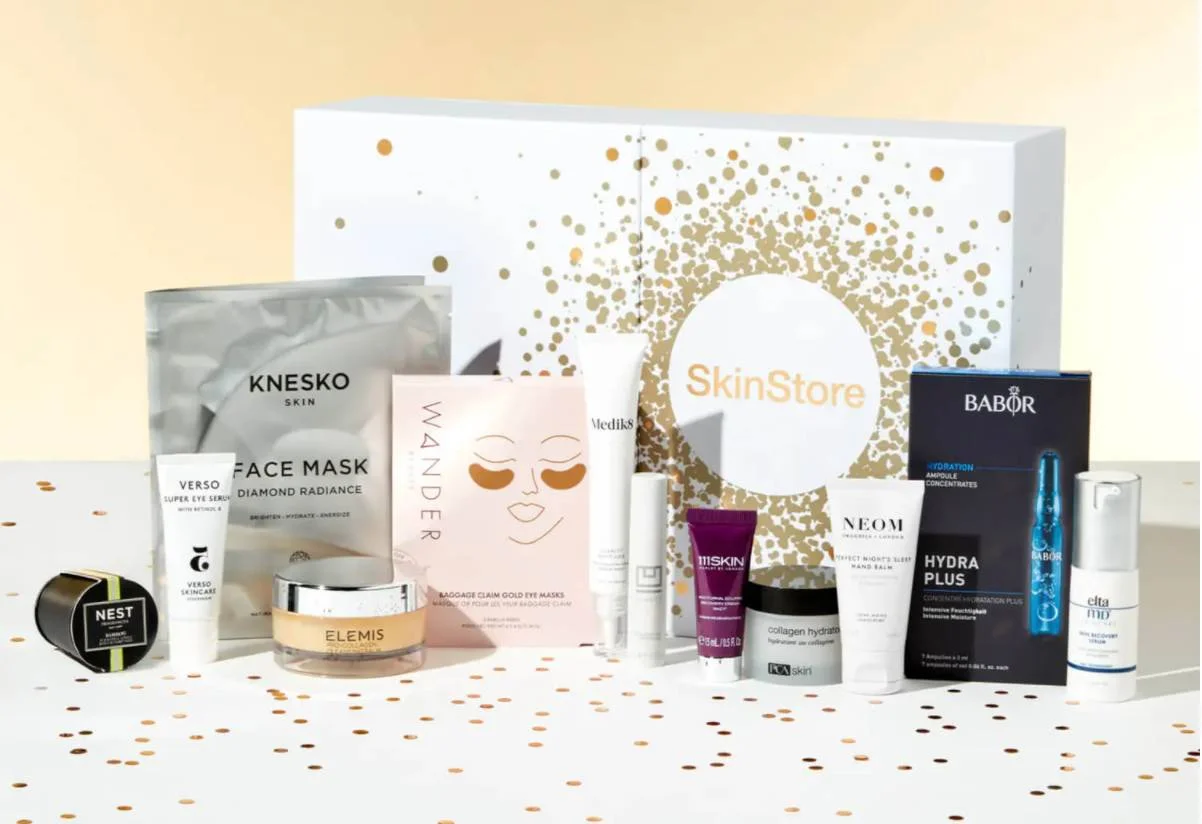 CALENDARIO SKINSTORE 2021 CALENDARIO SKINSTORE 2021