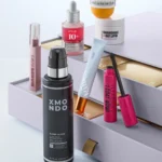 Detalle de algunos de los productos de belleza del Calendario de Adviento Beauty Bay 2025