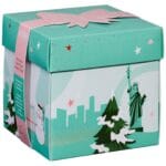 La caja del Calendario Essie Mini 2024