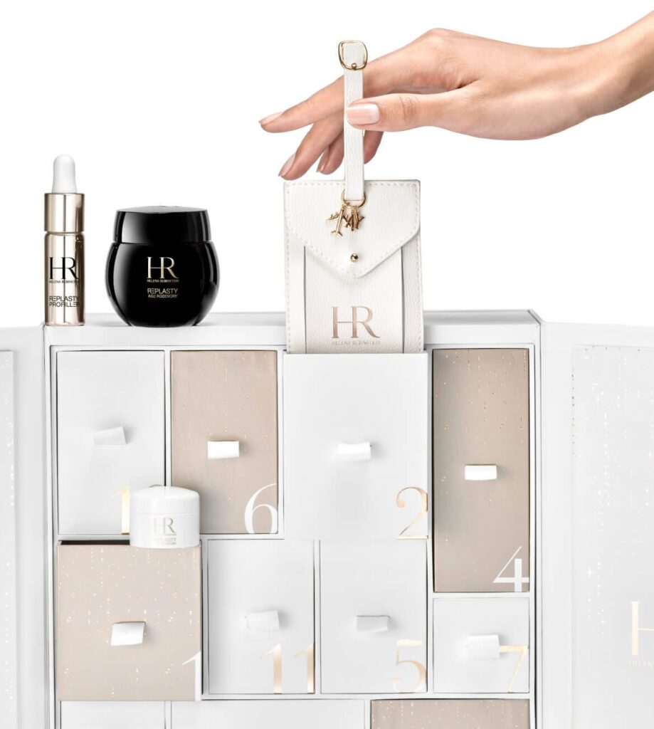 El bolso que incluye el Calendario de adviento Helena Rubinstein 2025