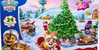 El frontal de la caja del Calendario de Adviento de La Patrulla Canina 2025