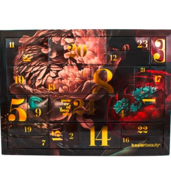 La caja con motivos florales del Calendario de Adviento Baslerbeauty 2024