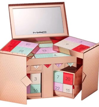 La caja del Calendario de Adviento MAC Cosmetics 2025