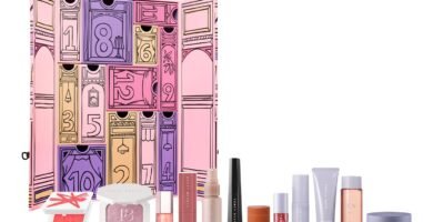 Calendario de adviento Fenty Beauty 2026 by Rihanna, ya a la venta 14 La caja y los productos del Calendario de adviento Fenty Beauty 2026