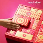La caja del Calendario de adviento Lovehoney 2025 para parejas