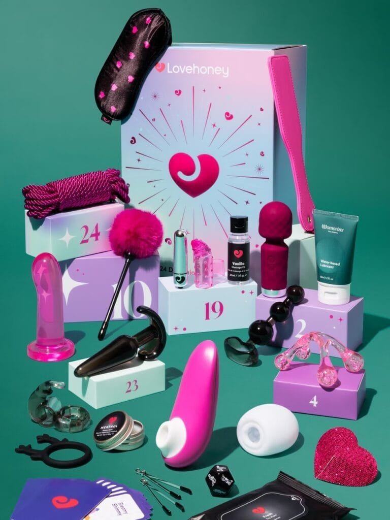 La caja y los productos del Calendario de adviento Lovehoney Enjoy 2026 (24 días)