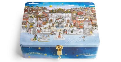 Calendario de adviento Nabla 2025, ya a la venta en España 4 La caja metálica decorada del Calendario de adviento Nabla 2025