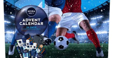 La caja del Calendario de adviento Nivea Men 2025, tematizada de fútbol