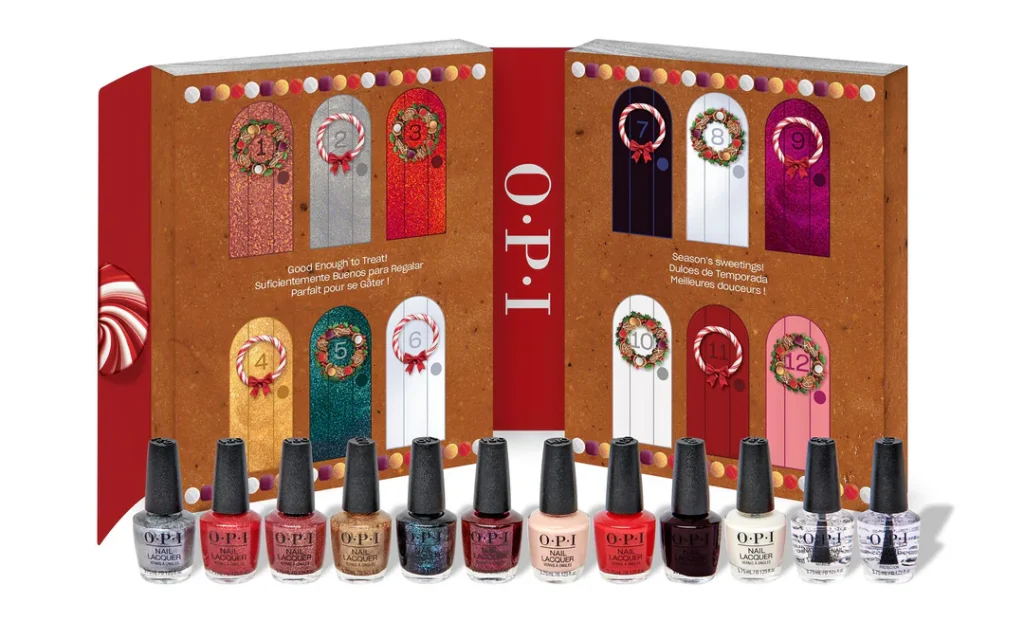 La caja y los productos del Calendario de adviento OPI 2025