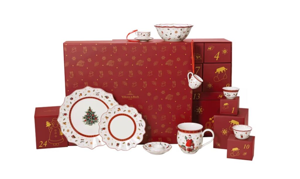 La caja y algunas de las cerámicas del Calendario de adviento Villeroy & Boch 2025