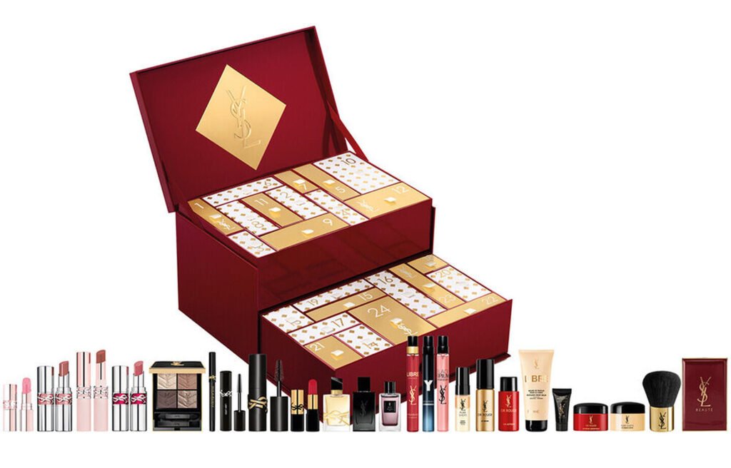 La caja y los productos del Calendario de adviento Yves Saint Laurent 2026