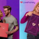 Una pareja y una joven con los dos Calendarios de Adviento Lovehoney 2024