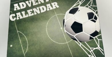 La caja de un calendario de Adviento de fútbol