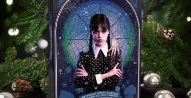 La caja del calendario de adviento de Miércoles Addams 2025 de Cinereplicas