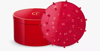 La caja circular del Calendario de Adviento Christian Louboutin 2024