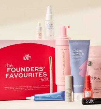 La caja y los 11 productos de belleza de la Cult Beauty The Founders' Favourites Edit