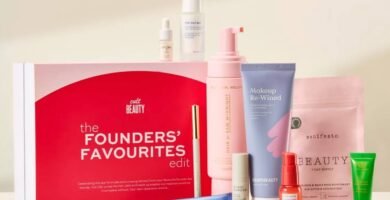 La caja y los 11 productos de belleza de la Cult Beauty The Founders' Favourites Edit