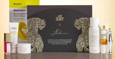 La caja negra de Cult Beauty x Jamie Genevieve 2024 con los 7 productos que contiene