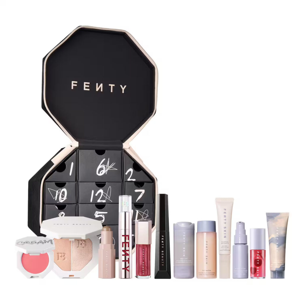 La caja y los productos del Calendario Adviento Fenty Beauty 2024