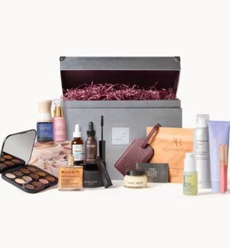 El cofre y los productos del Cofre Lookfantastic Joyas de Belleza 2026