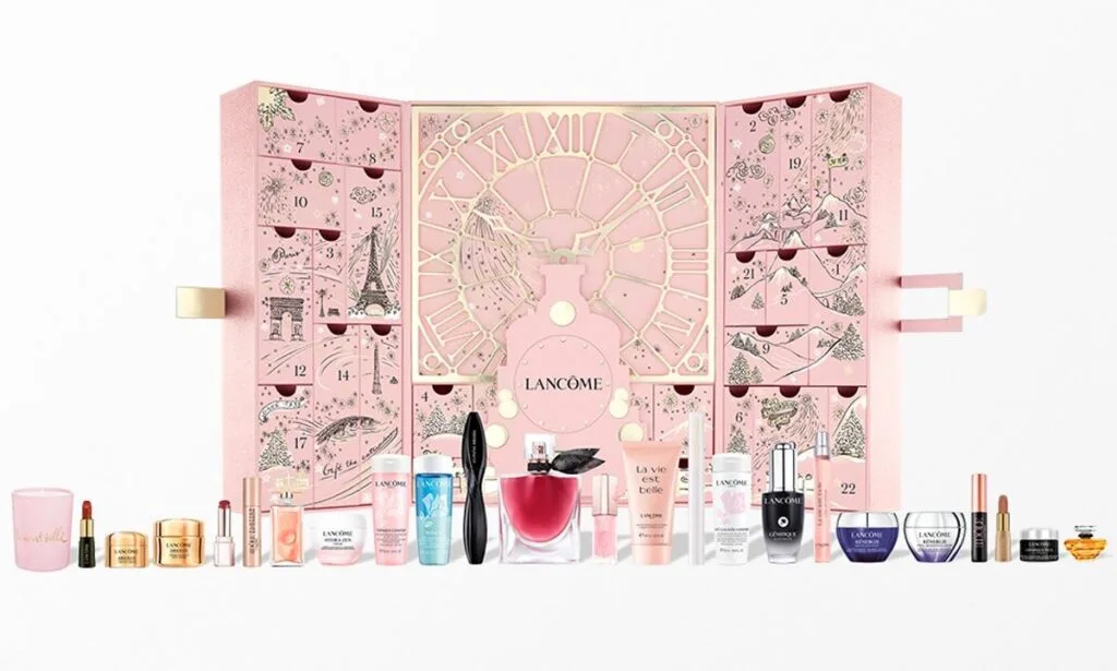El interior de la caja y los productos del Calendario de adviento Lancôme 2025