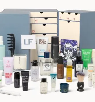 La caja y los productos del Calendario de adviento Lookfantastic 2026 para hombres