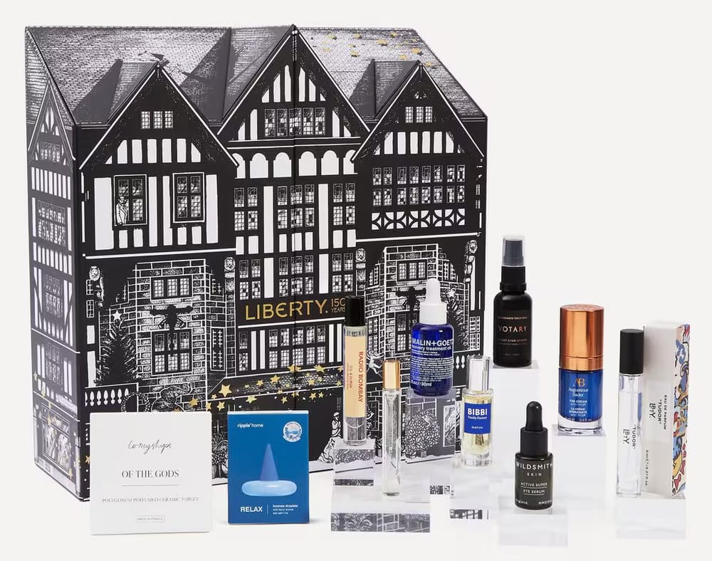 La caja y algunos de los productos del Calendario de adviento Liberty Men 2025