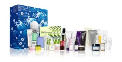 Calendario de Adviento Notino Korean Beauty 2024 5 La caja azul y los productos del Calendario de Adviento Notino Korean Beauty 2024