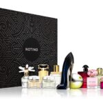 La caja negra y los productos del Calendario de Adviento Notino 2024 de Perfumes