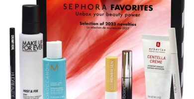 La caja Sephora Favorites Best of 2023 con los 9 productos de belleza que contiene
