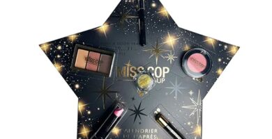 La caja del Calendario Pre Nochevieja Miss Cop 2024 "Star Black Make Up"