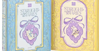 Calendario de adviento YesStyle 2025 "Starlight Diaries" 11 La presentación en forma de diario del Calendario de adviento YesStyle 2025 "Starlight Diaries"